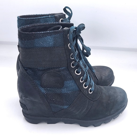 Sorel Womens NL3779-010 Lexie Wedge Black Blue Plaid Ankle Boots - Picture 1 of 13